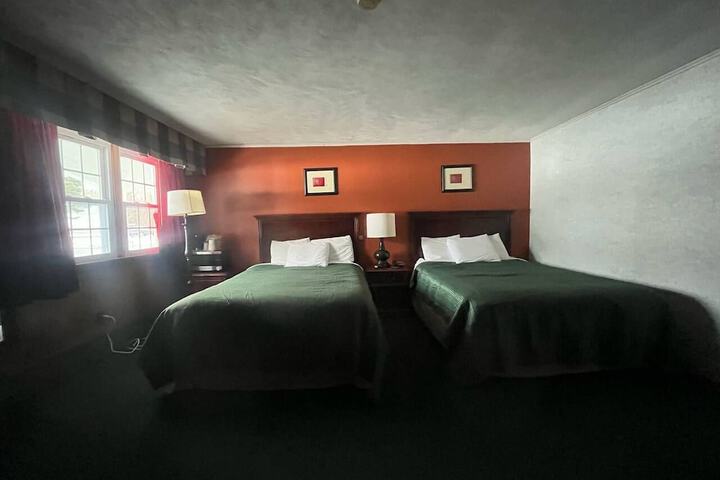 Stonybrook Motel & Lodge