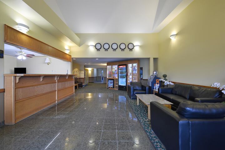 Hotel Interior 13 of 39
