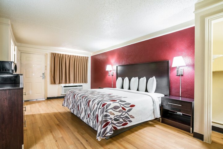 Room 19 of 24