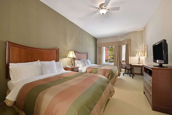 Room 15 of 30