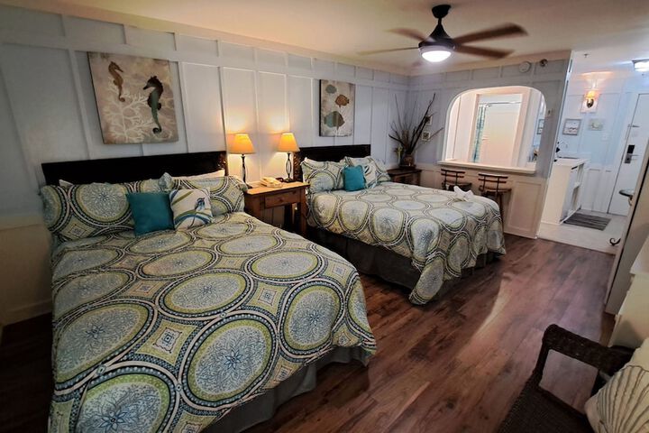 Saint Simons Inn by the Lighthouse
