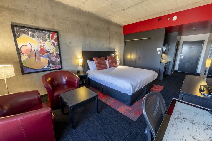 Room 16 of 61