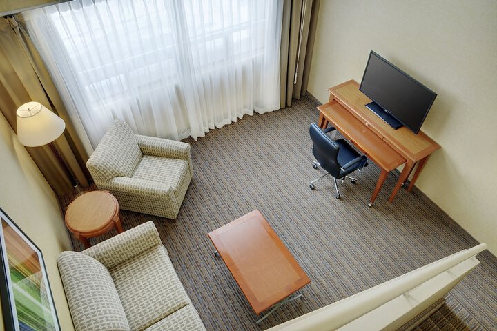 Room 20 of 34