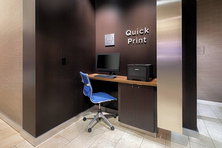 Courtyard by Marriott Cleveland Beachwood