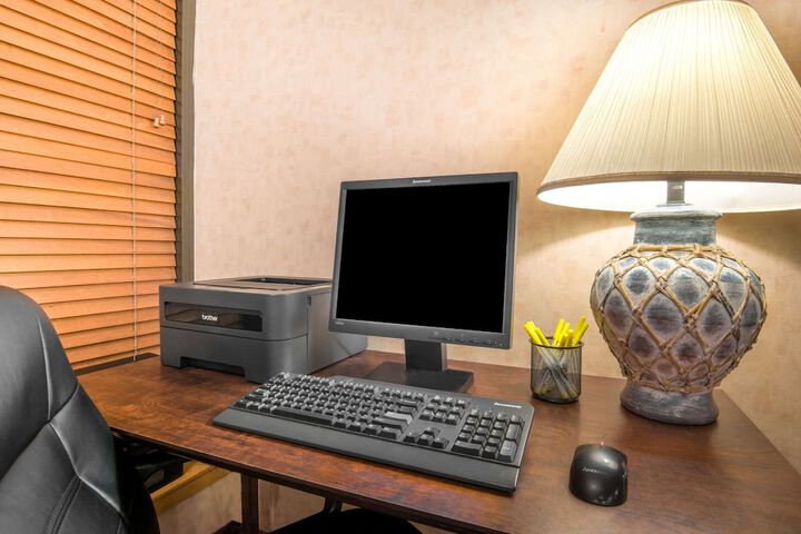 Business Center 38 of 38