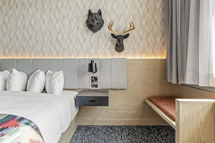 Room 63 of 74