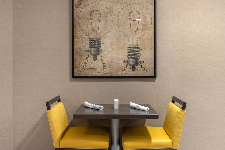 Dining 74 of 83