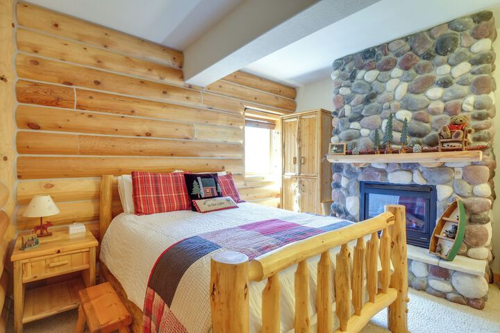 Alma Mountain Getaway w / Private Hot Tub & Views