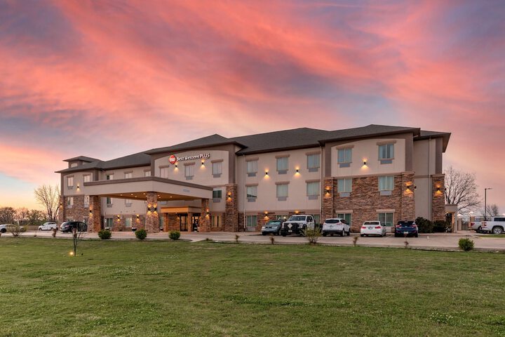 Hotel 2 of 30