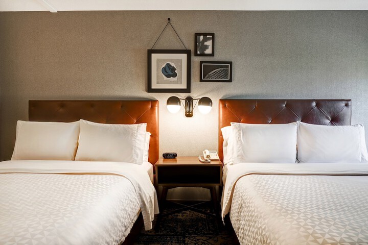 Room 21 of 79