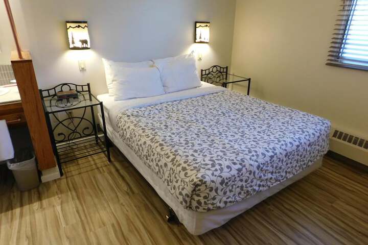 Room 34 of 52