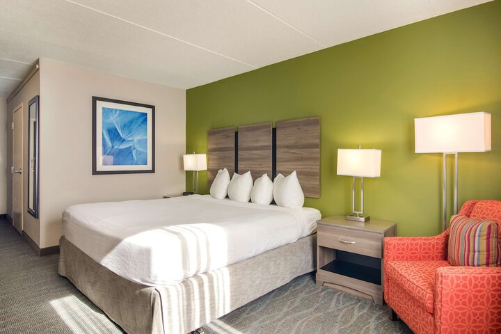 Best Western Dutch Valley Inn