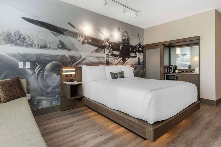 Room 55 of 71