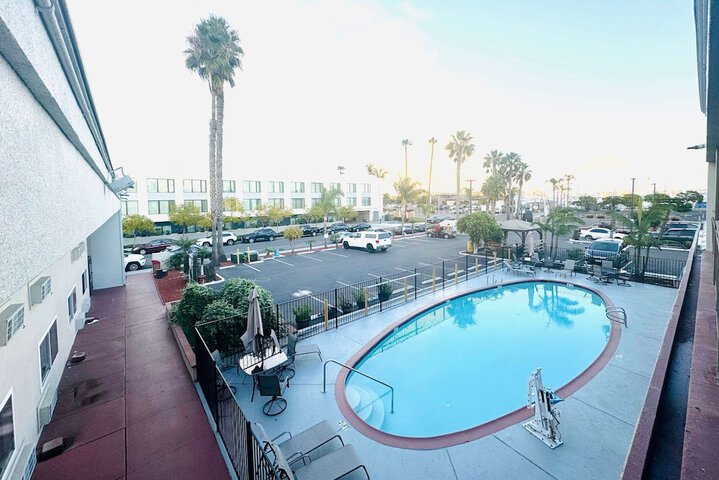 Pool 12 of 92