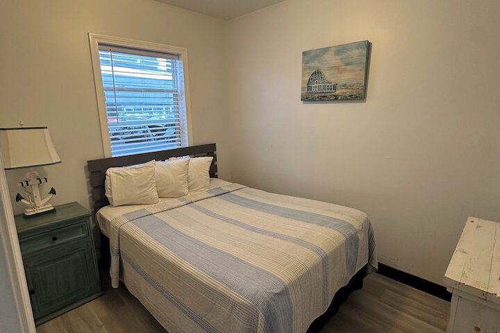 Grand Beach Inn
