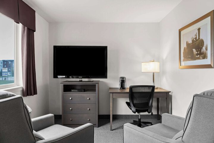 Room 36 of 48