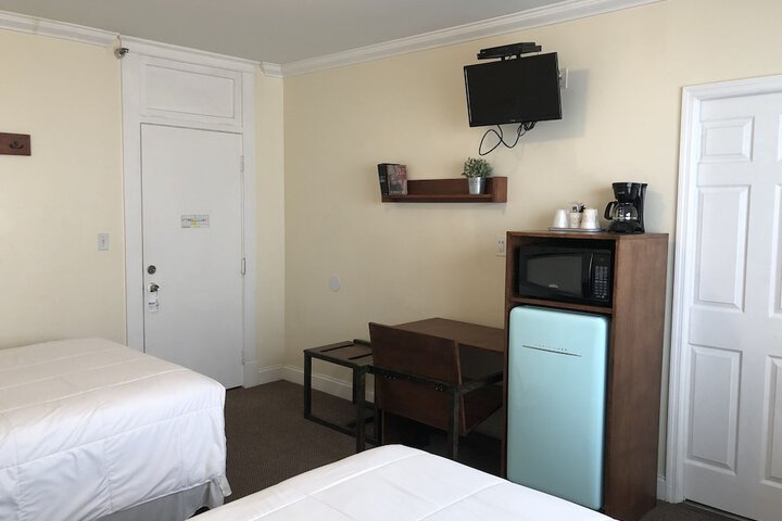 Room 21 of 65