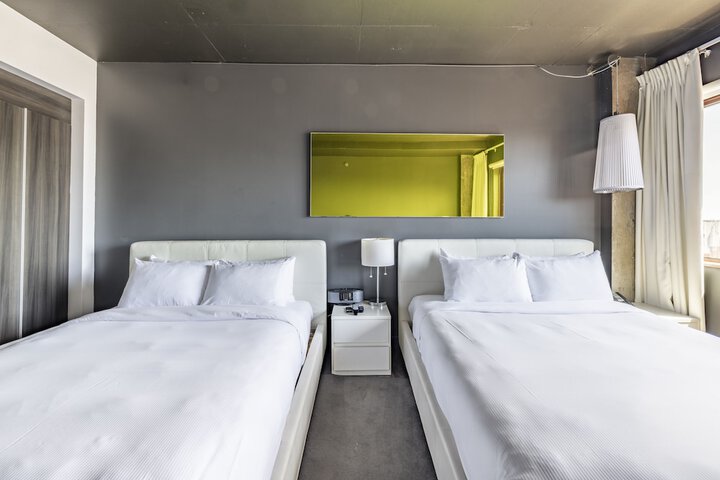 Room 10 of 45
