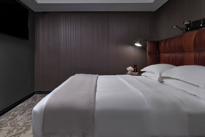 Room 20 of 61