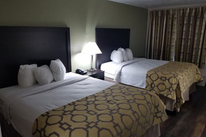 Baymont by Wyndham Lake City I-75