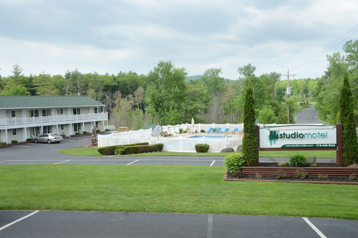 Hotel 5 of 99
