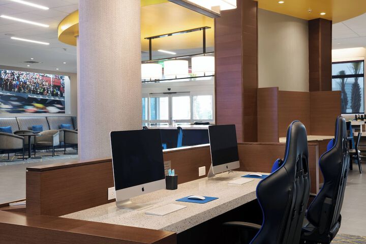 Fairfield Inn & Suites by Marriott Daytona Beach Speedway / Airport