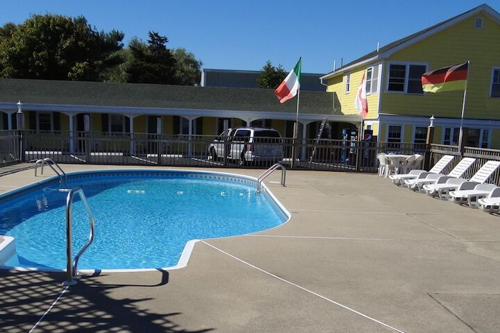 Pool 6 of 40