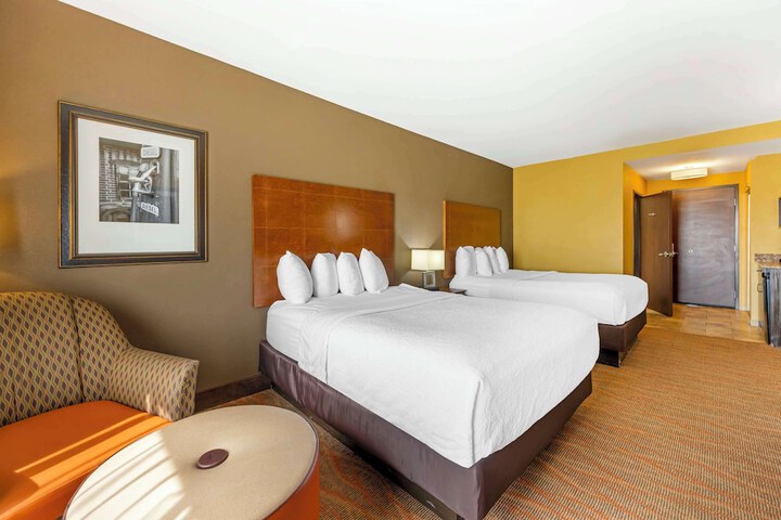 Best Western Plus Tupelo Inn & Suites