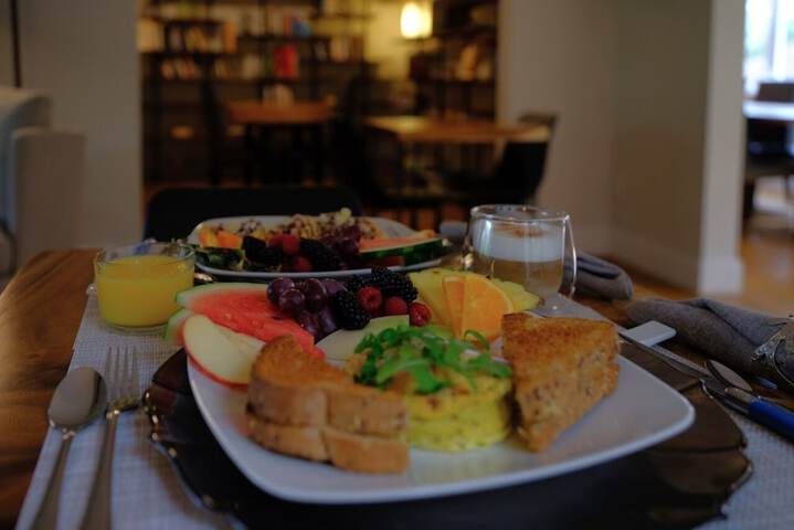 Breakfast/Coffee Service 48 of 60