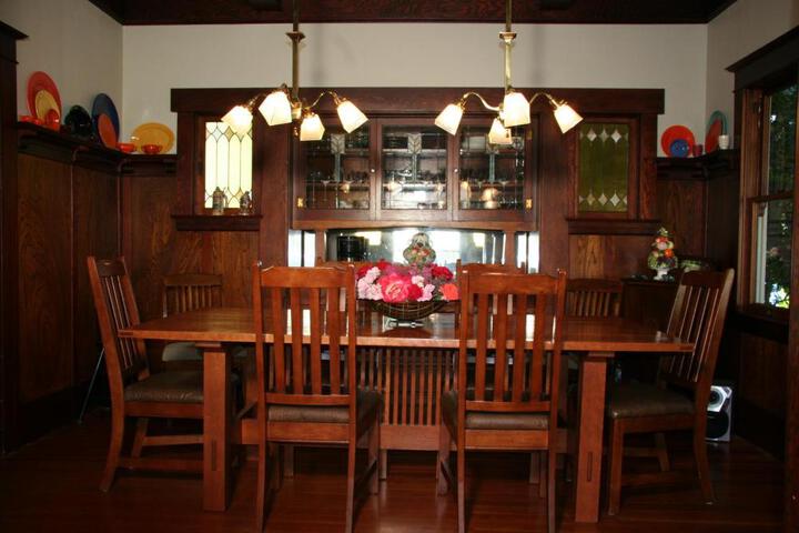 Eureka Street Inn