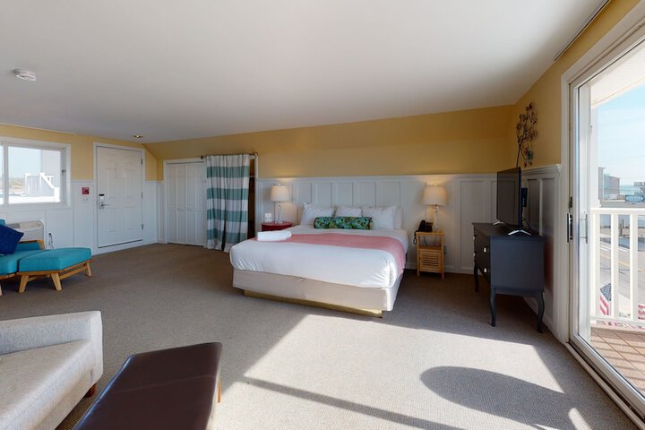 Room 29 of 80
