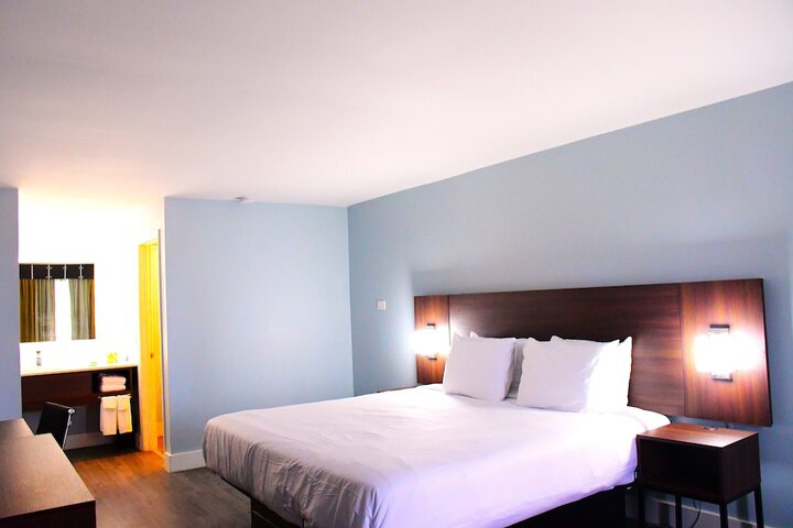 Room 38 of 56