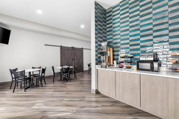 Brentwood Suites Nashville an Ascend Collection Hotel