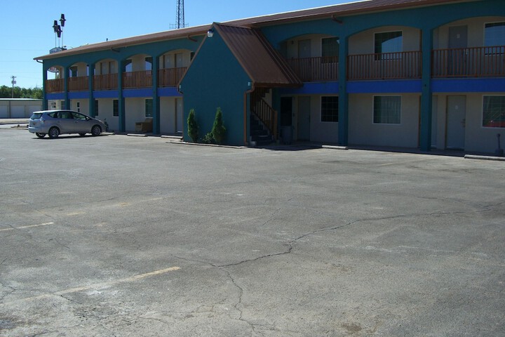 Hotel 4 of 39