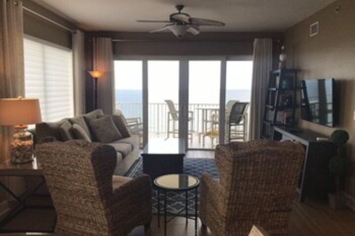 Northeast Corner Penthouse 3 BR 3 BA Sanibel 1102