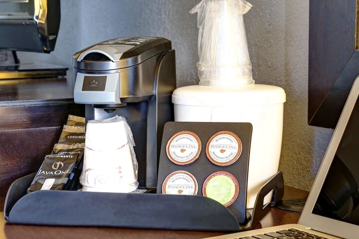 Breakfast/Coffee Service 27 of 34