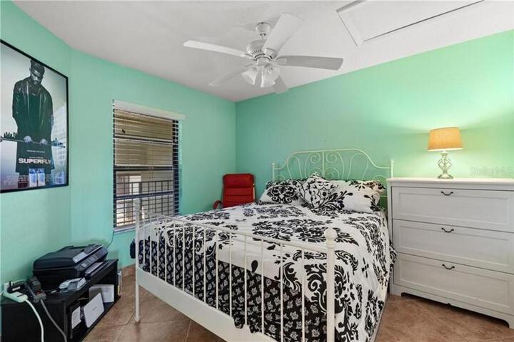 Wander Residence Condo near Fort DeSoto