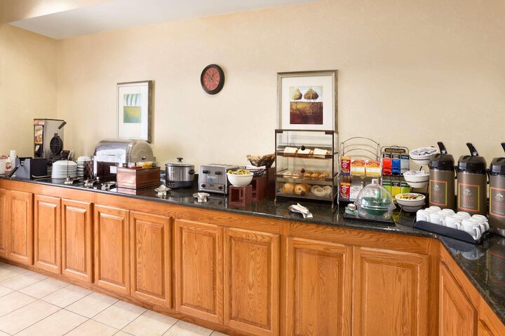 Country Inn & Suites by Radisson Albany, GA