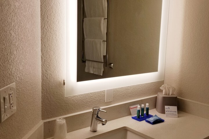 Holiday Inn Express & Suites Miami - Hialeah by IHG
