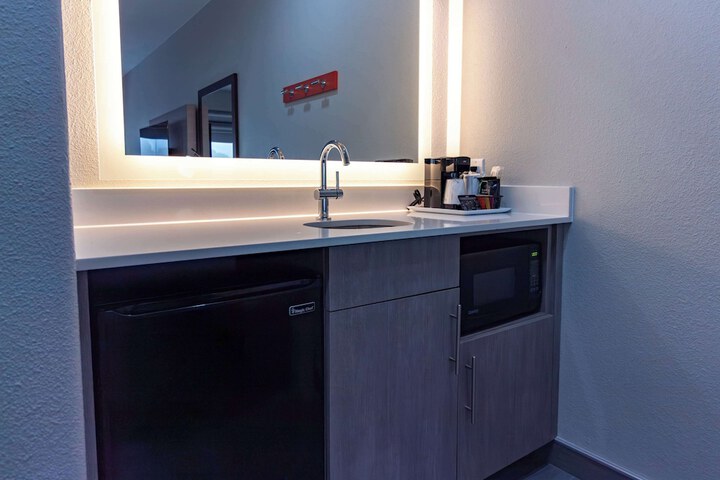 Room 55 of 65