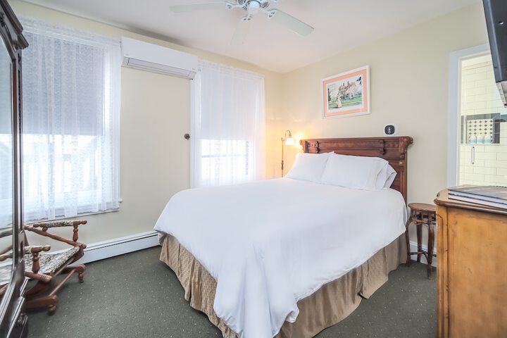Room 54 of 57