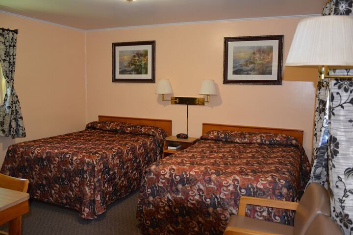 Room 52 of 63