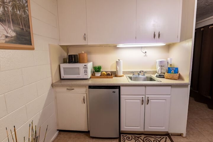 Room 169 of 218