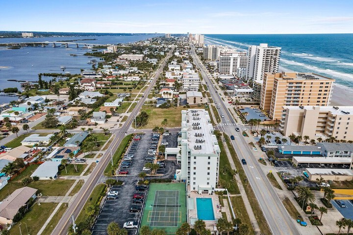 Ocean Terrace Club 706