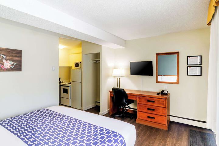 Room 42 of 93