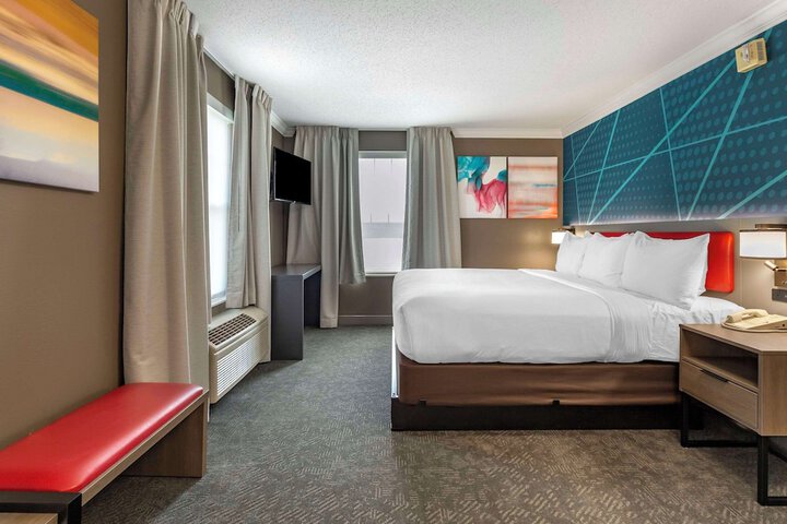 Room 13 of 41