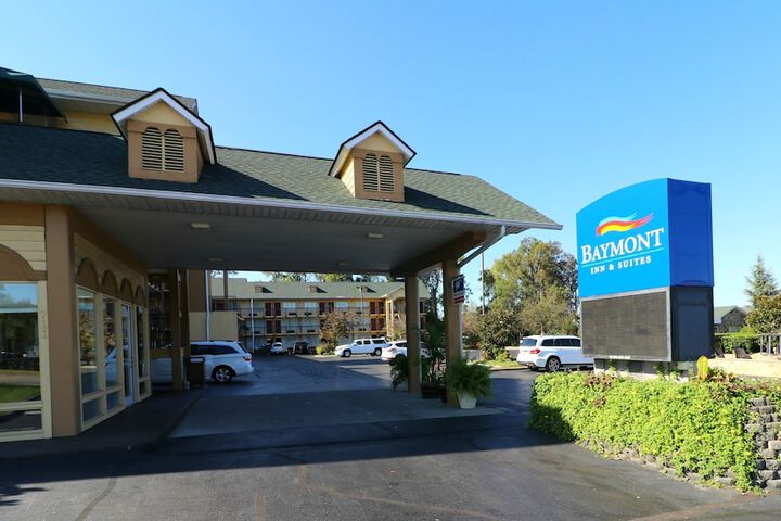 Hotel 3 of 50