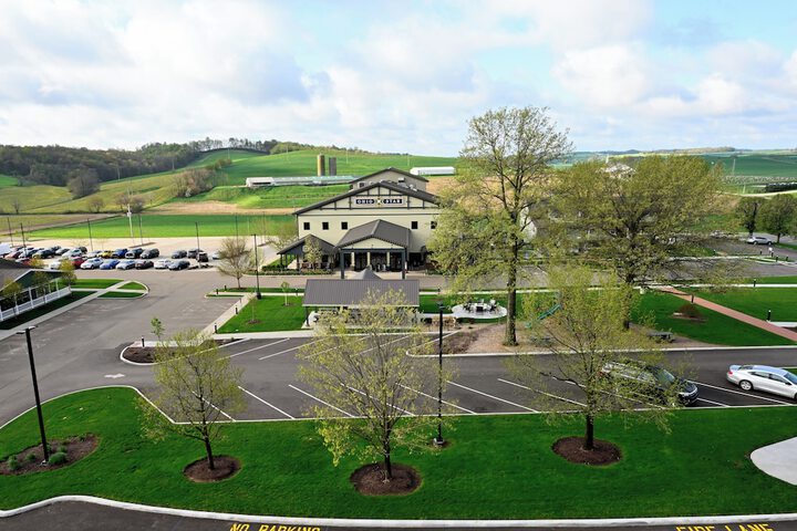 Carlisle Inn Sugarcreek