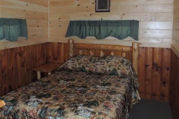 Room 52 of 63