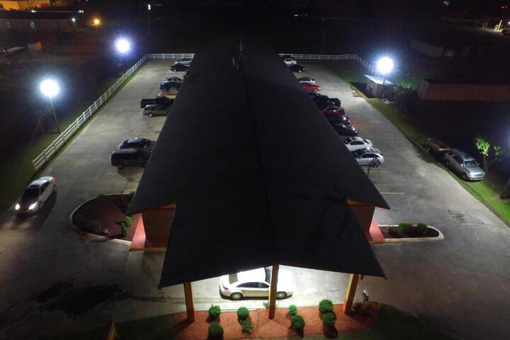 Cross Road Motel